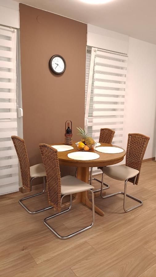 Greenline Pula Apartment Exterior foto