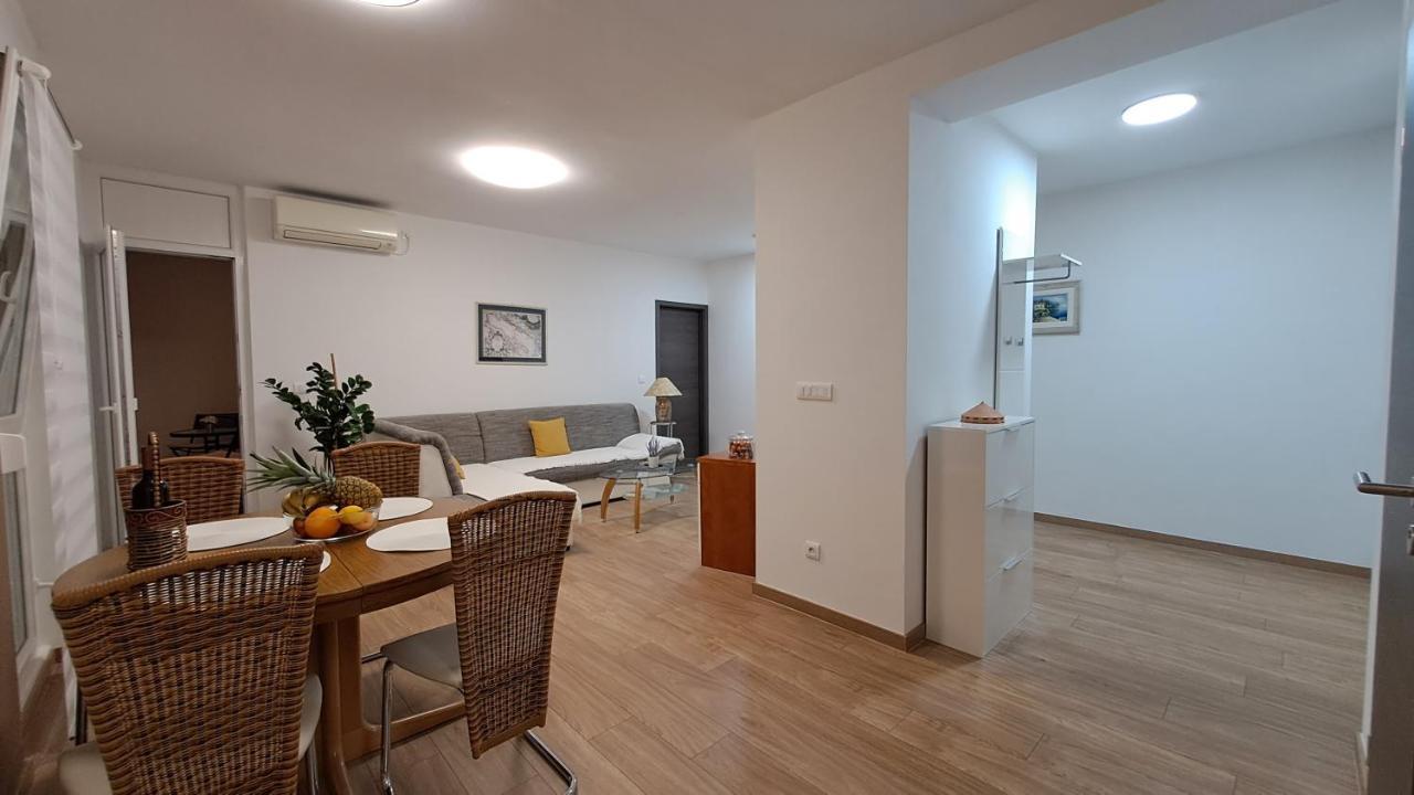 Greenline Pula Apartment Exterior foto