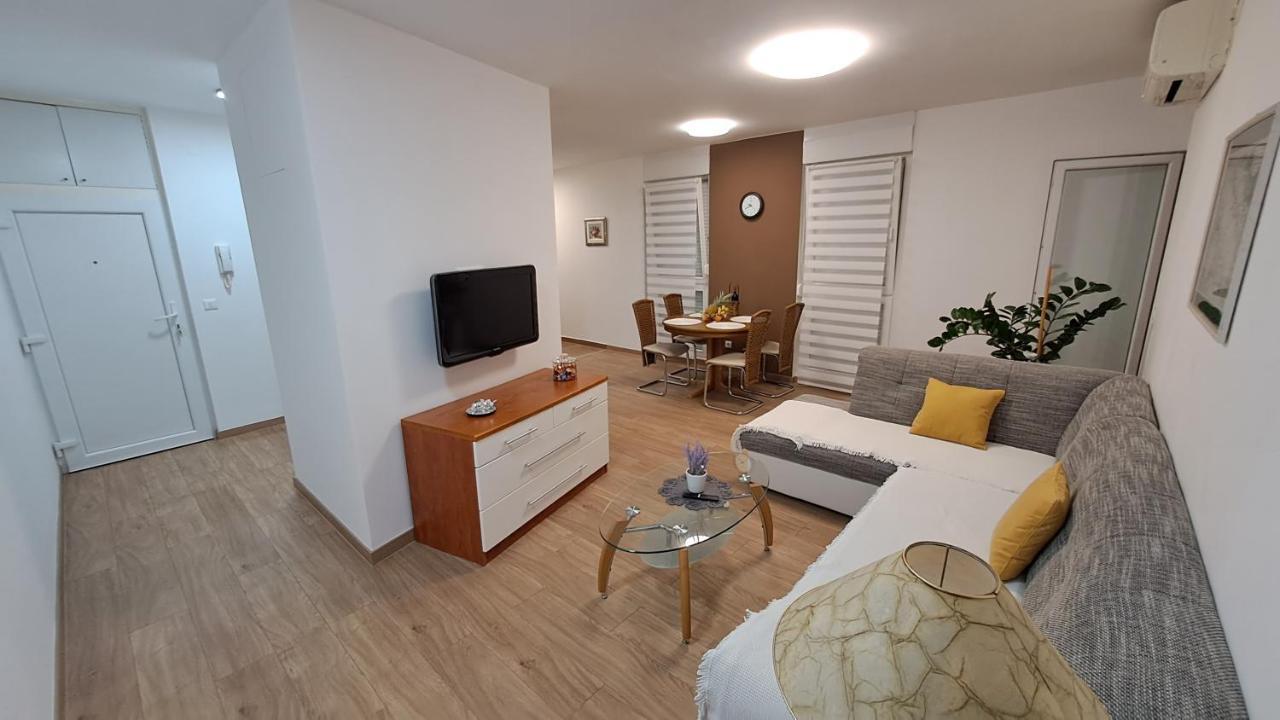 Greenline Pula Apartment Exterior foto